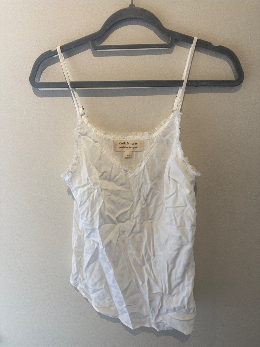 cloth & stone White Lace-Trim V-Neck Camisole